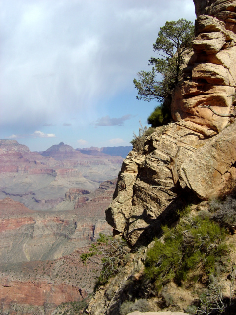 grand canyon cliff face