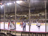 ice dogs game 02